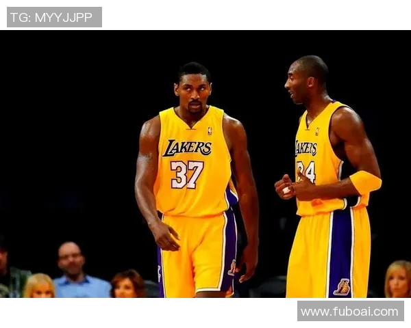 科比传奇之路：从篮球少年到全球偶像的奋斗与荣耀